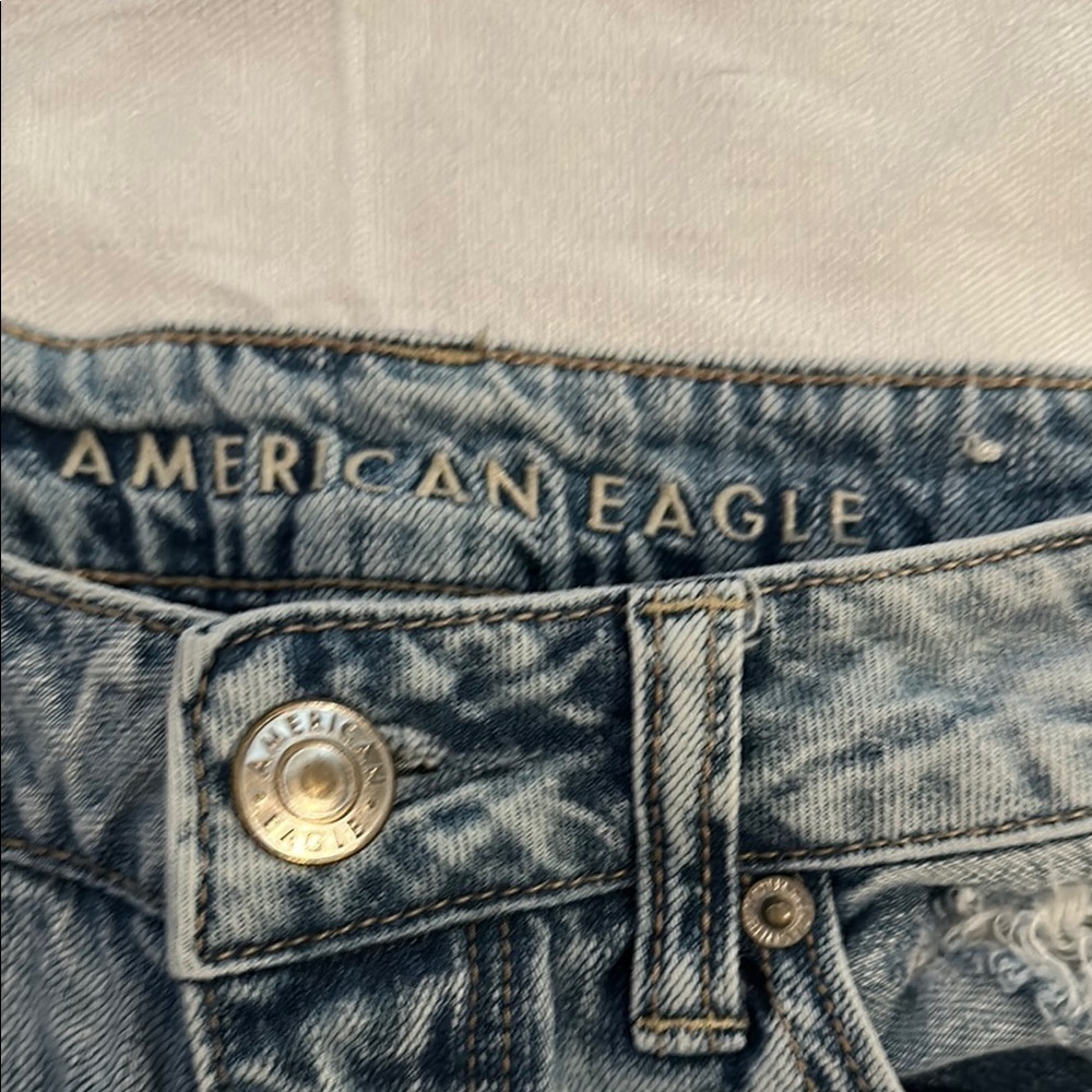 Women's Distressed Blue Jeans with Floral Embroidery - Picture 4 of 6